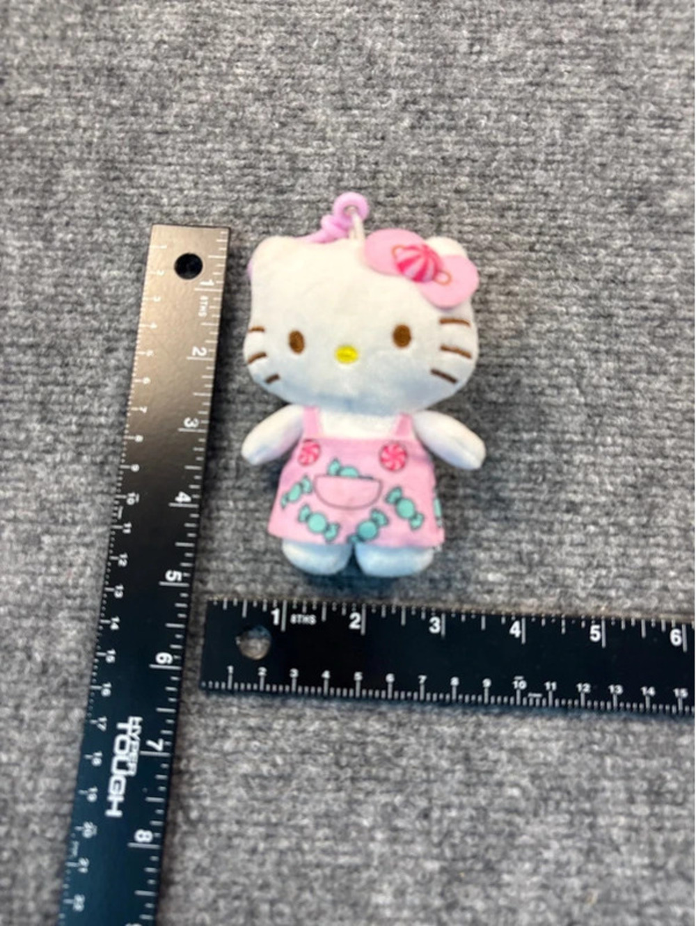 5555O plush kitty keychain